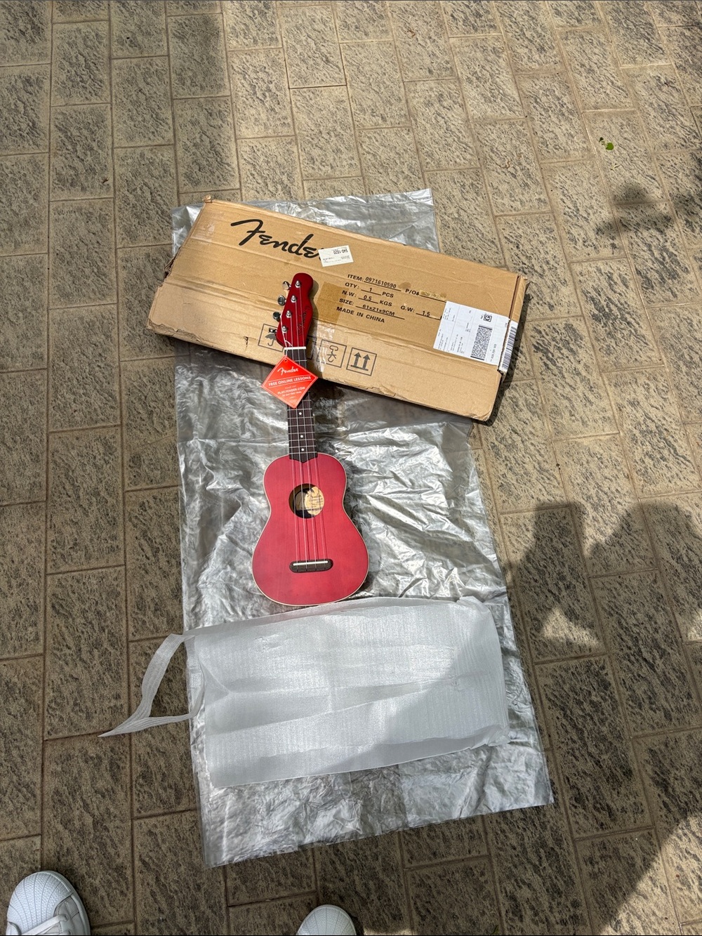 Fender Red Soprano Ukulele Guitar with Black Fretboard